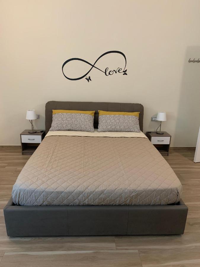 B&B Piano Romano -Con Parcheggio Privato Gratuito- Foggia Buitenkant foto