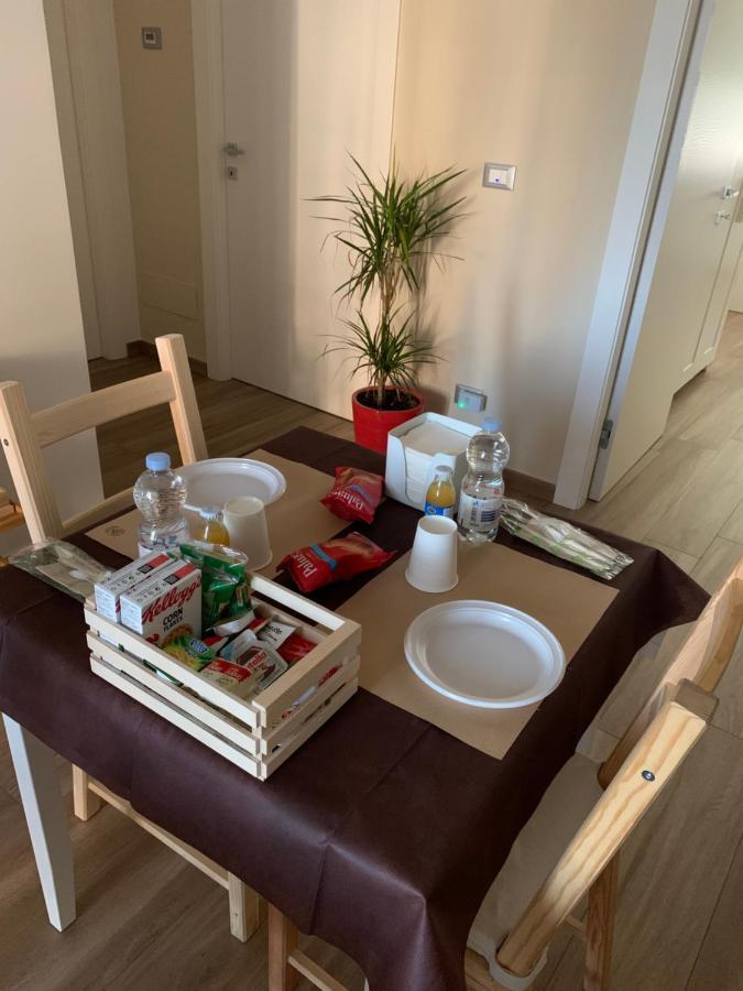B&B Piano Romano -Con Parcheggio Privato Gratuito- Foggia Buitenkant foto